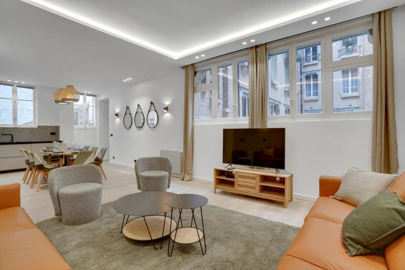 190 Suite Fontaine - Superb Apartment In Paris. Luaran gambar